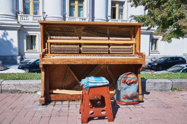 Piano Removal Service in Surprise